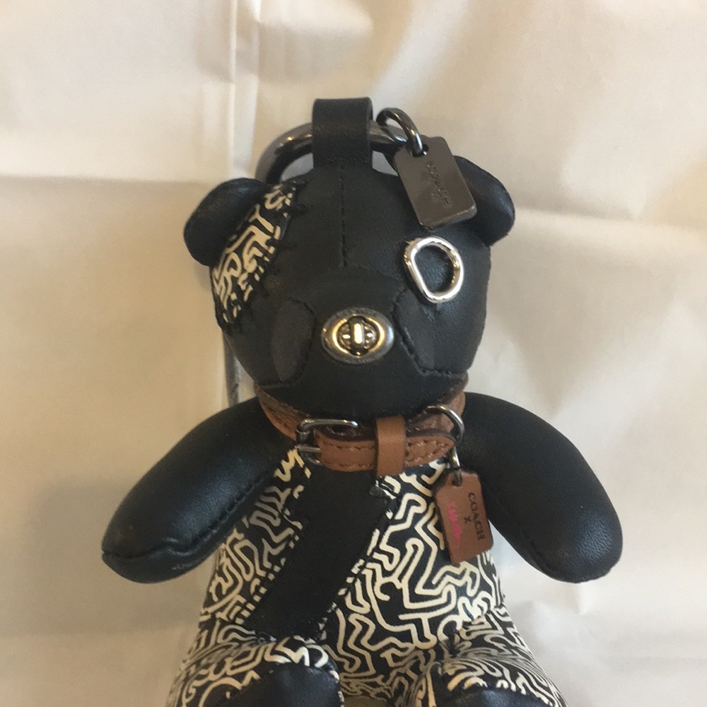 Coach Leather Bear Keychain NWT - Picture 4 of 8